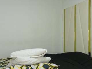 sarahpeterson's CamSoda show and profile