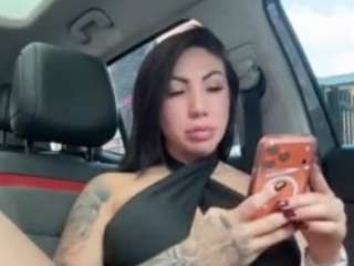 Live webcam model sarahpeterson on Soda Cams