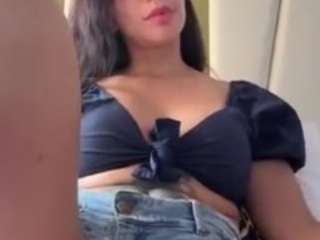 sarahpeterson Live Webcam on CamSoda