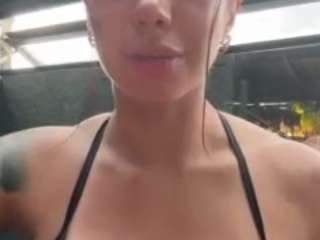 sarahpeterson Live Webcam on CamSoda