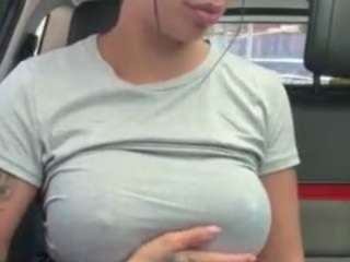 Sarahpeterson's cam show statistics and live stream