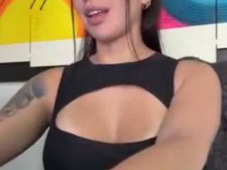 sarahpeterson live webcam show