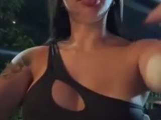 sarahpeterson Live Webcam on CamSoda