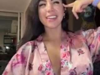 sarahpeterson live