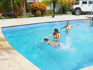 ggmansion Live Webcam on CamSoda