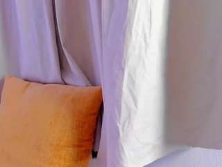 jules-rose live cam profile