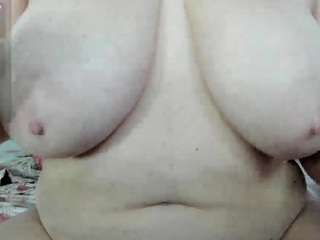 ladyred8