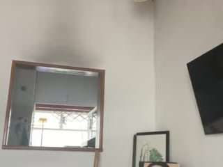 almendra-doll Live Webcam on CamSoda