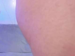 ineed-mydaddy's CamSoda show and profile