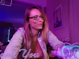 sweetgattina's Live Sex Cam Show