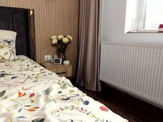 nicolegiulia's live room