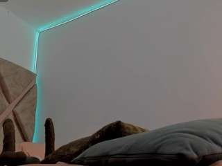 dana-curly Live Webcam on CamSoda