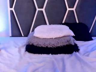 kendallcaam Live Webcam on CamSoda