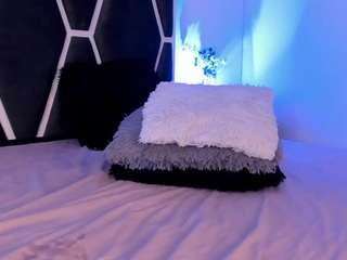 hairy pussy teen 18+