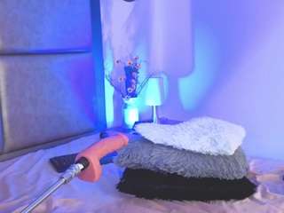 Live webcam model kendallcaam on Soda Cams