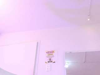 samantha eilish live cam preview