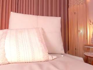 daphne-walton webcam