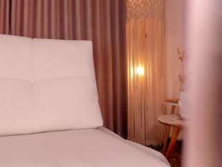 daphne-walton from CamSoda is Private