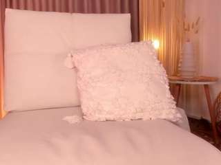 daphne-walton Live Webcam on CamSoda