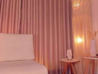 daphne-walton webcam