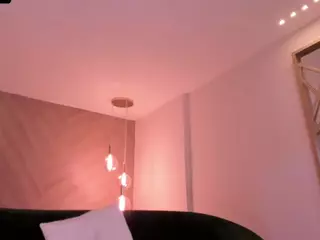 ellaclark's Live Sex Cam Show