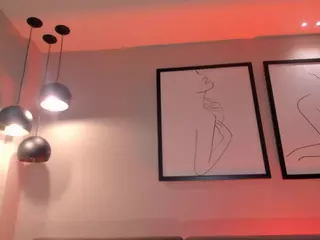 ellaclark's Live Sex Cam Show