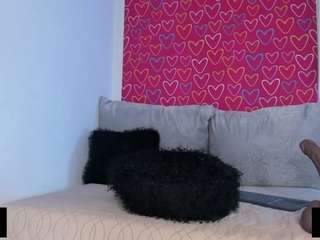 Live webcam model thayrasmith on Soda Cams