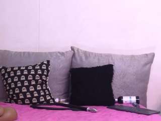 thayrasmith webcam model