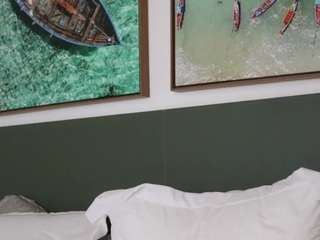 M W