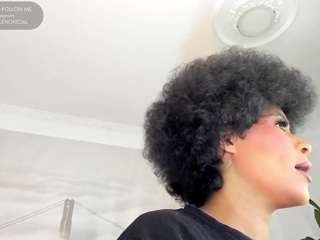 apotheosiss's CamSoda show and profile