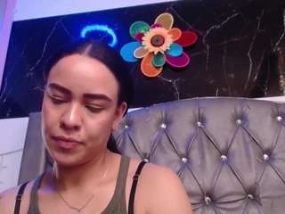lila-gummy Live Webcam on CamSoda