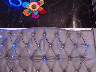 lila-gummy webcam