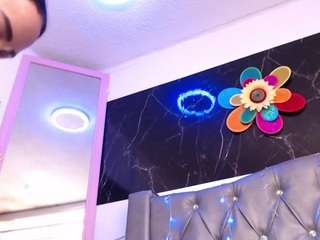  lila-gummy chat room