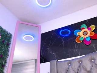  lila-gummy chat room