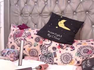  lila-gummy chat room