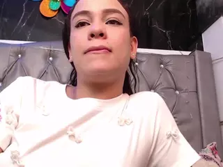 lila-gummy