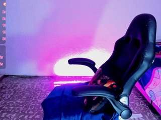 sharoonhills webcam model