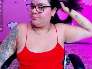 sharoonhills Live Webcam on CamSoda