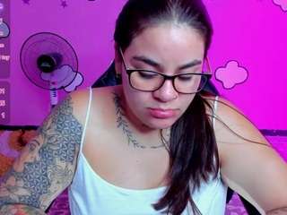 sharoonhills live cam profile