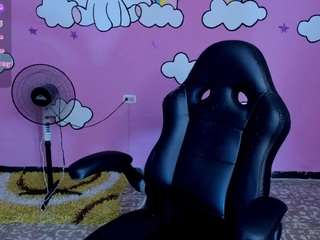 sharoonhills live cam profile