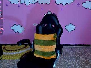 Live webcam model sharoonhills on Soda Cams