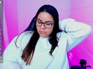 sharoonhills's Live Sex Cam Show