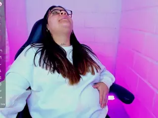 sharoonhills's Live Sex Cam Show