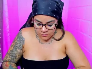 sharoonhills's Live Sex Cam Show