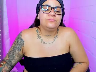 sharoonhills's Live Sex Cam Show