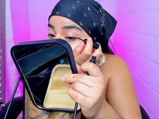 sharoonhills's Live Sex Cam Show