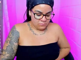 sharoonhills's Live Sex Cam Show