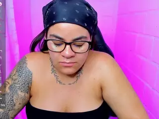 sharoonhills's Live Sex Cam Show