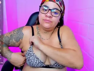 sharoonhills's Live Sex Cam Show