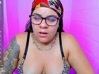 sharoonhills's Live Sex Cam Show